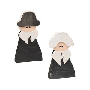 NWT: Mini Wooden Pilgrims
